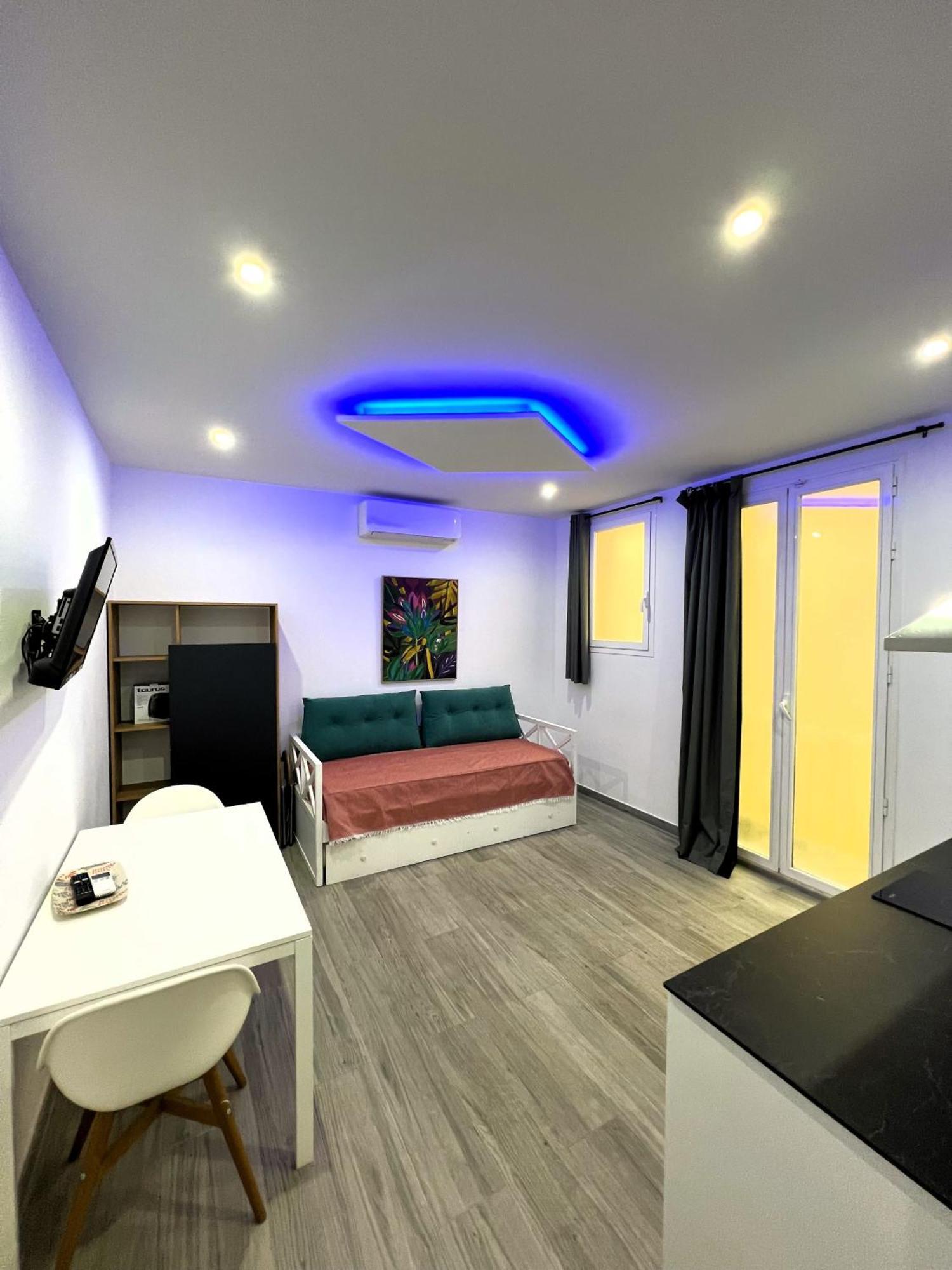 Acogedor Apartamento En Gran Via — Photos 1